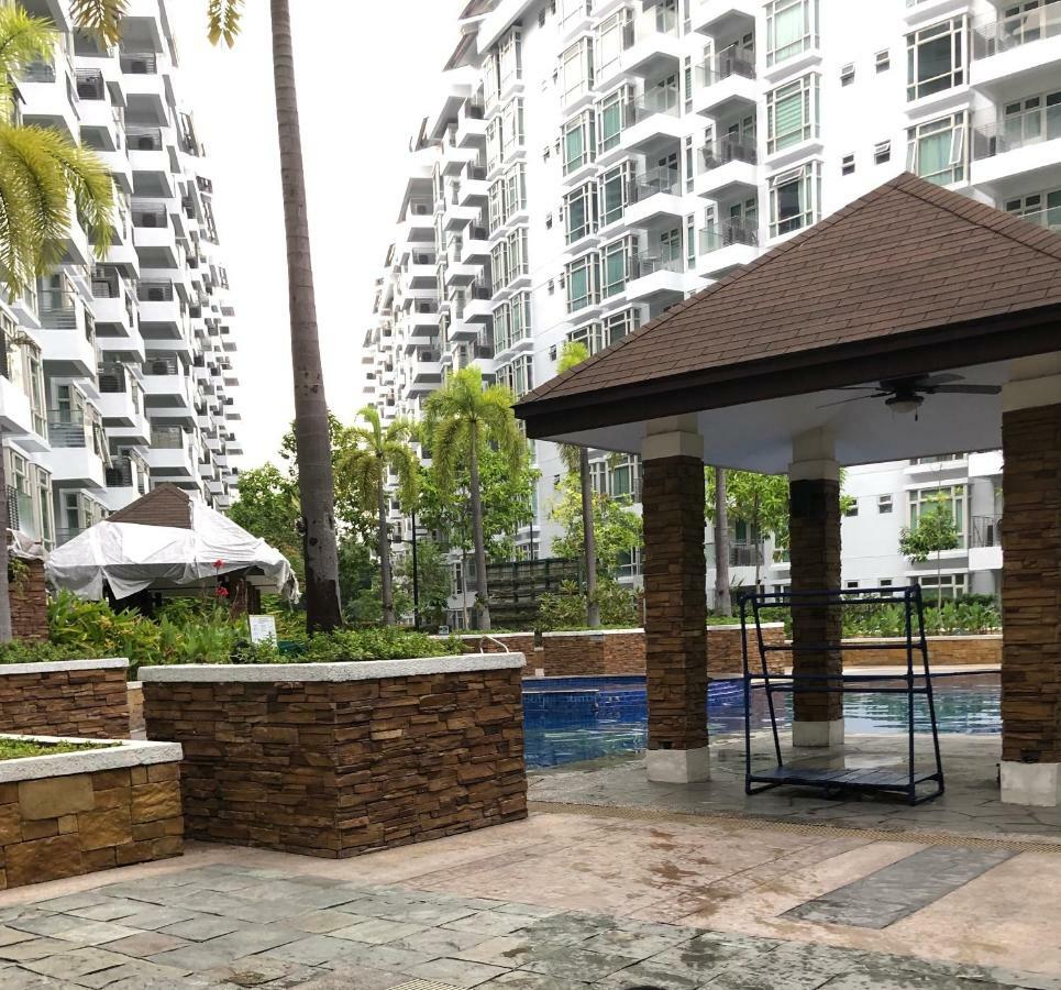 F-10C Parkside Villas Pasay Exterior photo